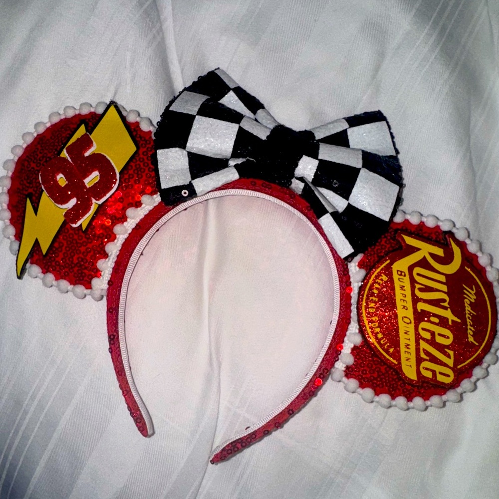 Minnie ears cars